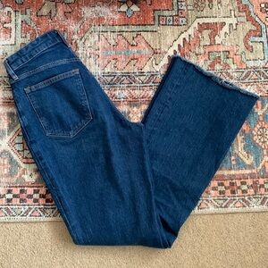 Abercrombie • the vintage flare curve love raw hem jeans size 28/6 long